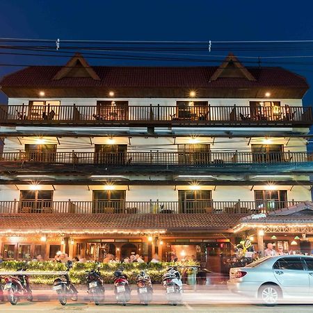 Jomtien Boathouse Hotel Pattaya Exterior photo