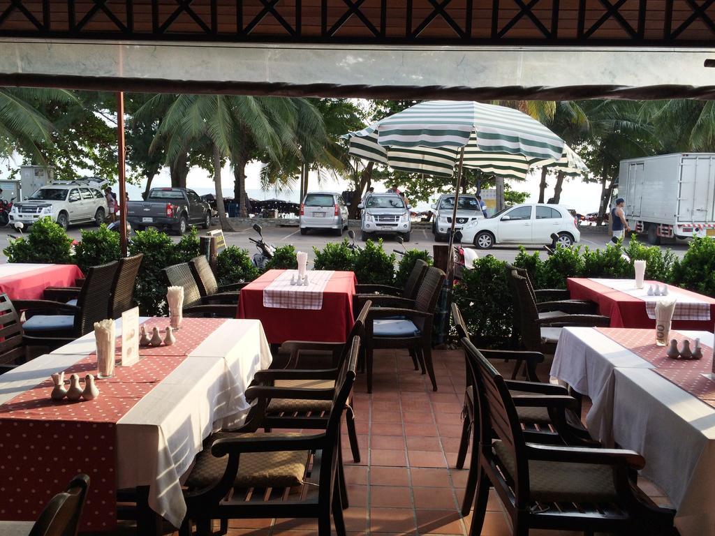 Jomtien Boathouse Hotel Pattaya Exterior photo
