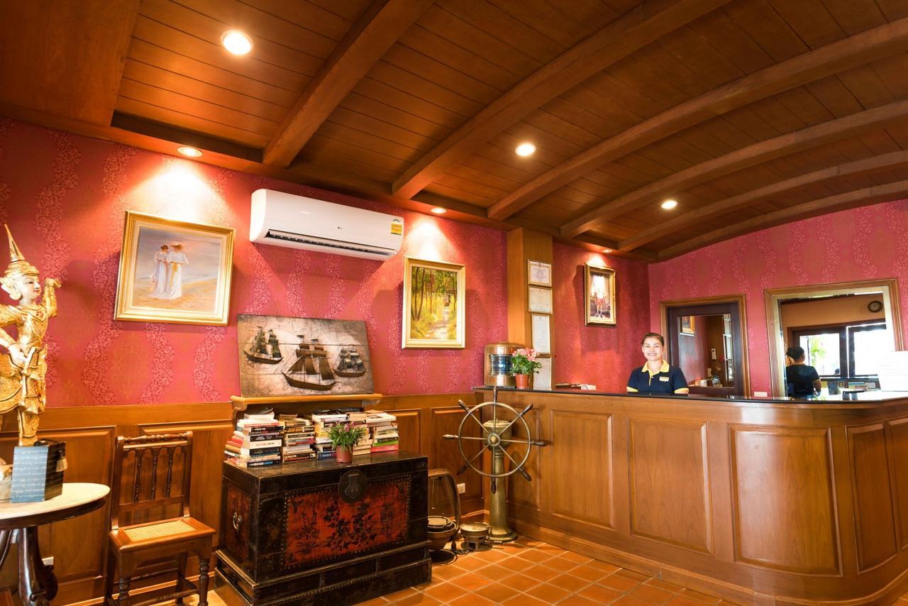 Jomtien Boathouse Hotel Pattaya Exterior photo