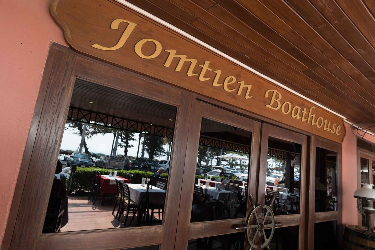 Jomtien Boathouse Hotel Pattaya Exterior photo