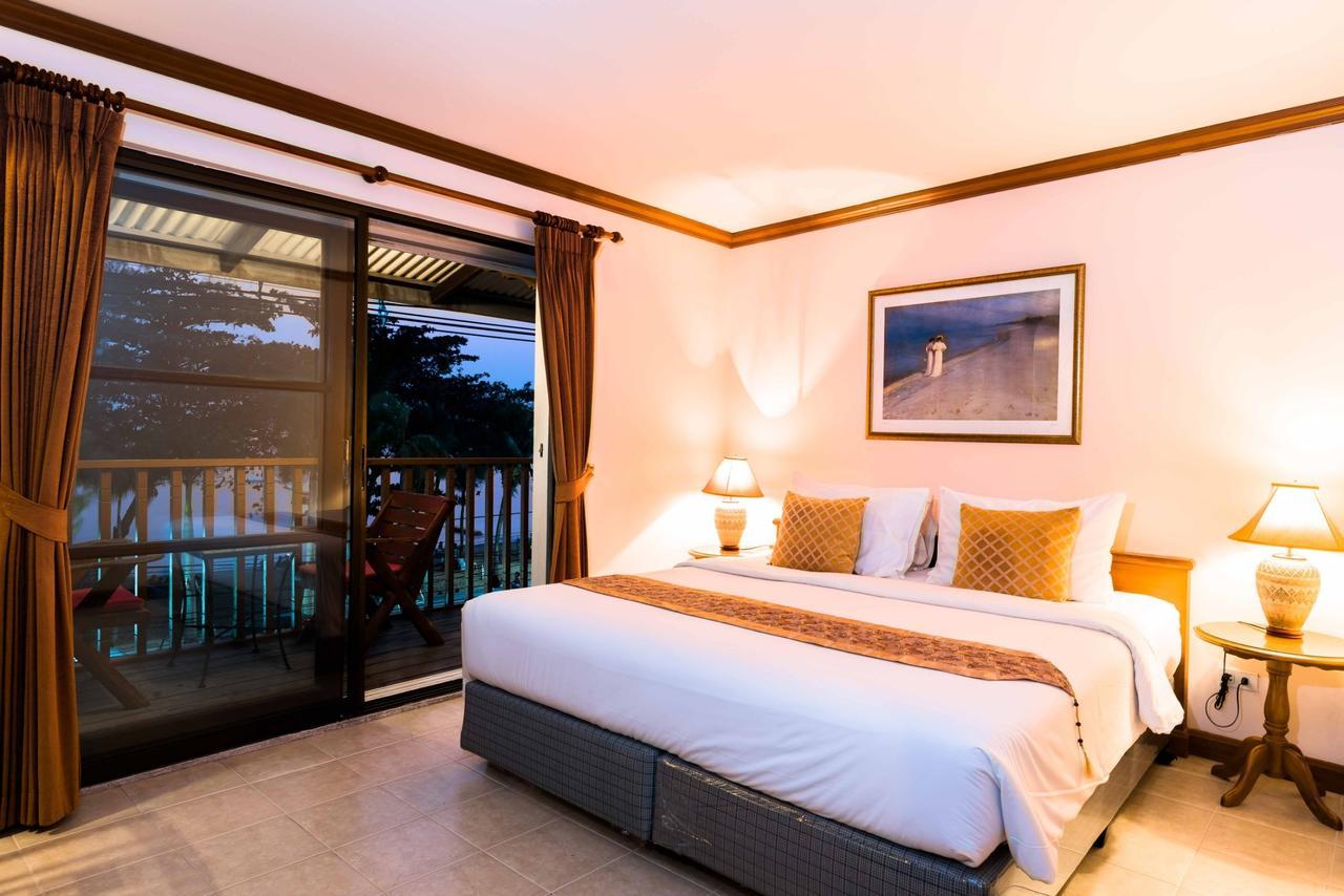 Jomtien Boathouse Hotel Pattaya Exterior photo