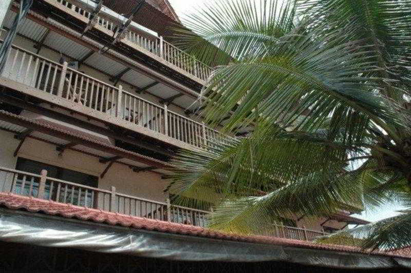 Jomtien Boathouse Hotel Pattaya Exterior photo
