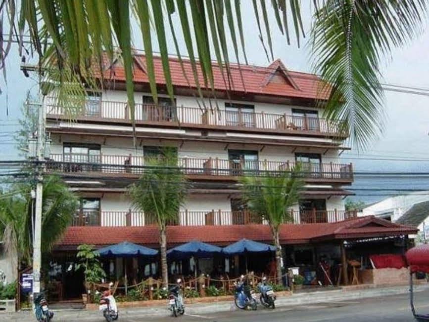 Jomtien Boathouse Hotel Pattaya Exterior photo